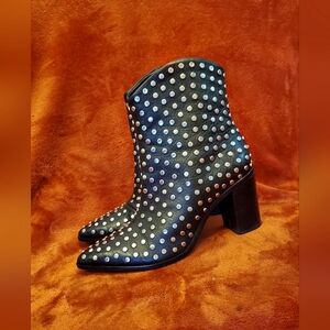 SCHUTZ BLACK LEATHER STUDDED ANKLE BOOTS